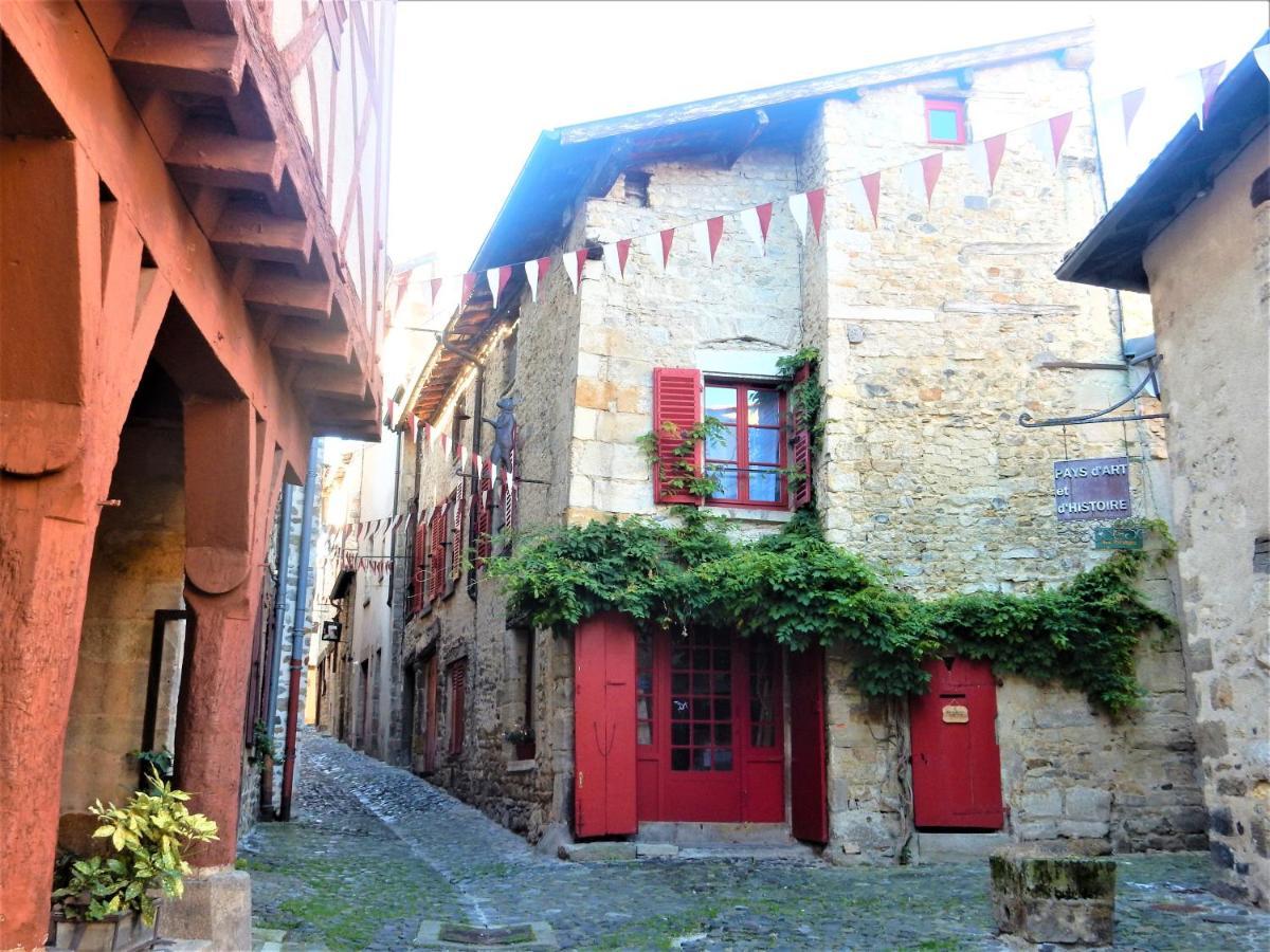 Le Logis D'Hestia Apartment Billom ภายนอก รูปภาพ