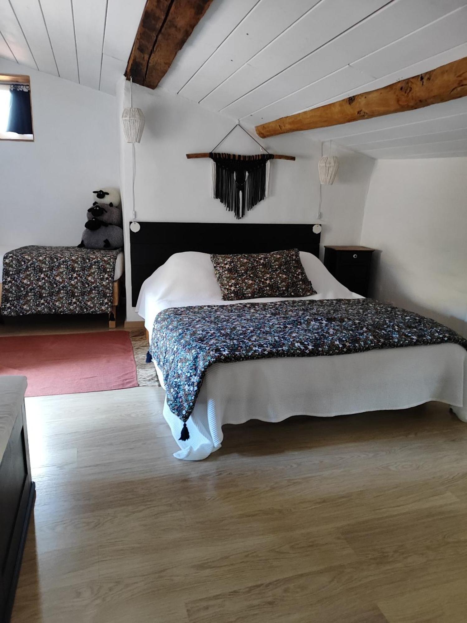 Le Logis D'Hestia Apartment Billom ภายนอก รูปภาพ